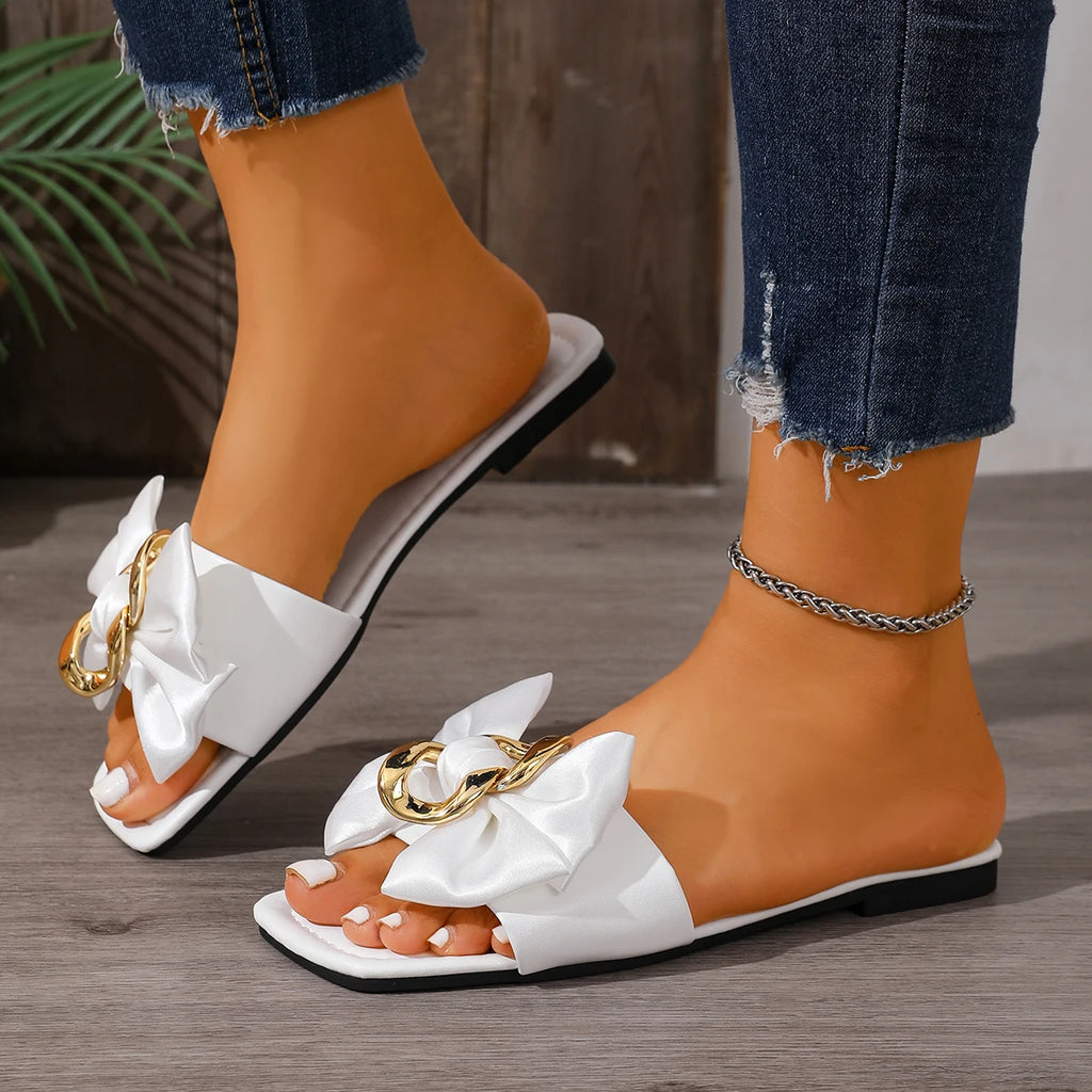Summer Hot Selling Square Headed Comfortable Flat Slippers Fashionable