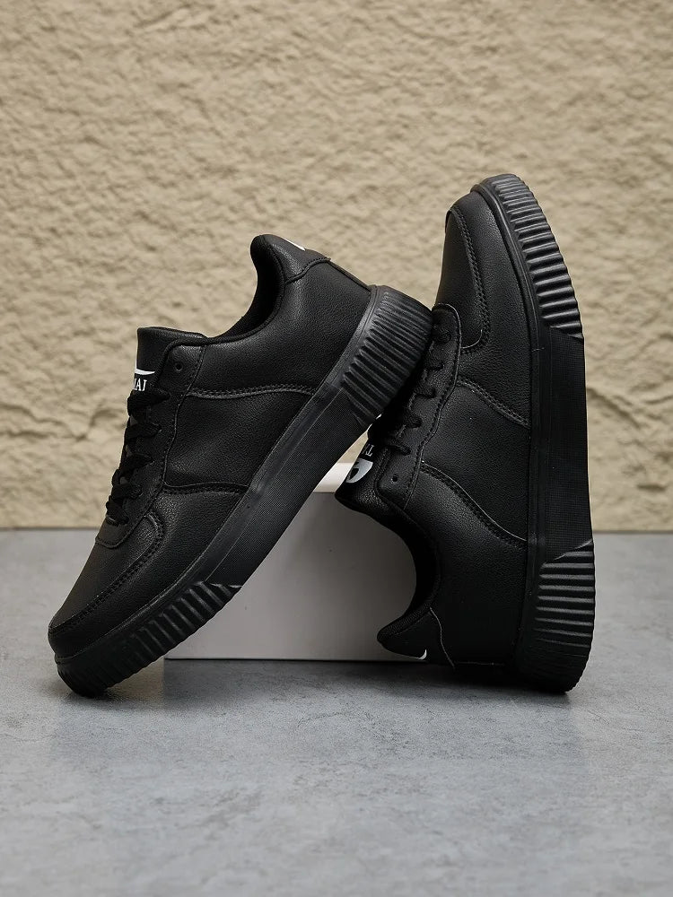 Fashion Leather Men White Sneakers Breathable Comfort Classic Casual