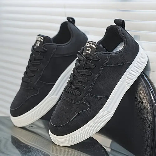 1 pair Sports Casual Skateboarding Shoes Comfortable and Fashionable,